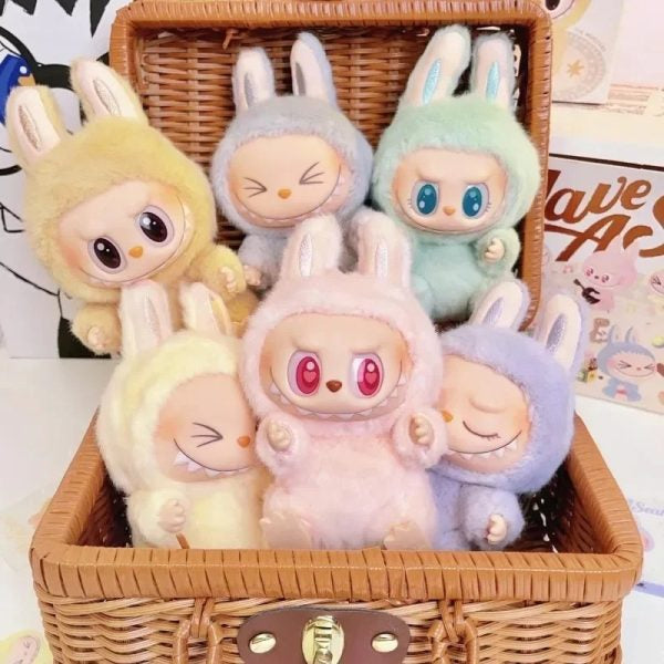 Labubu Peluche en vinyle – Série Have a Seat (6 modèles)