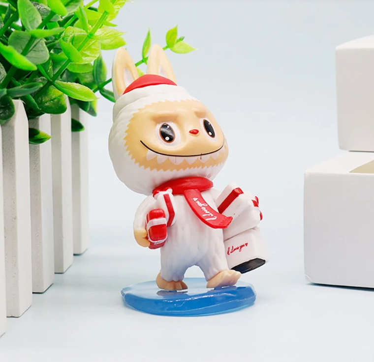 Labubu Gift Delivery – Coca-Cola Series collector